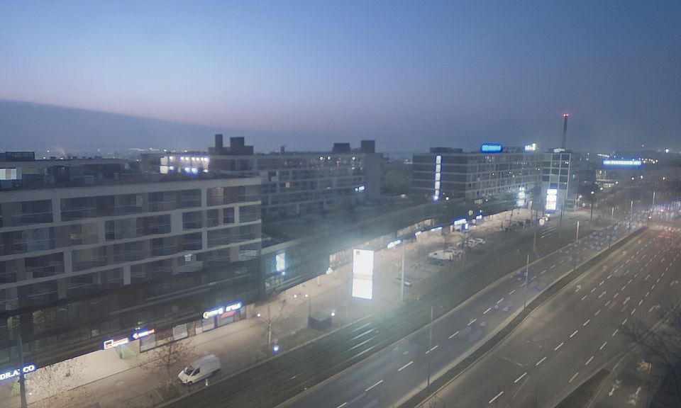 Livebild Baukamera 2 - Webcam 'Gesamtansicht Südwest' - Baustelle Stadtteil Brauquartier, Graz-Puntigam (ca. 5 Minuteninterval)