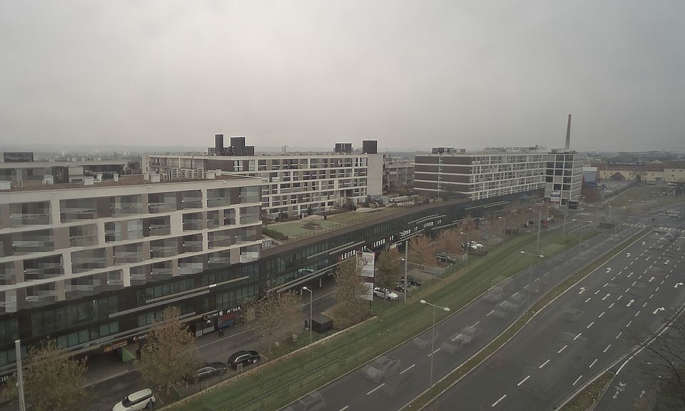 Livebild Baukamera 2 - Webcam 'Gesamtansicht Südwest' - Baustelle Stadtteil Brauquartier, Graz-Puntigam (ca. 5 Minuteninterval)