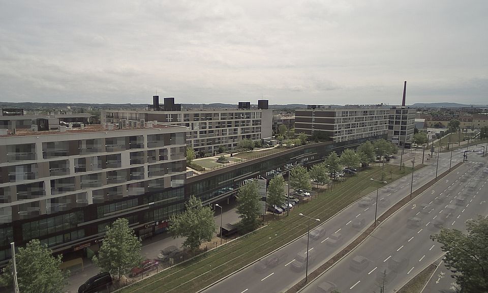 Livebild Baukamera 2 - Webcam 'Gesamtansicht Südwest' - Baustelle Stadtteil Brauquartier, Graz-Puntigam (ca. 5 Minuteninterval)