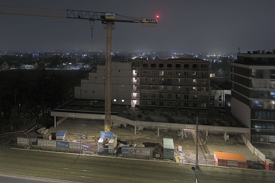 Livebild Baukamera 5 - Webcam 'Gesamtansicht Westseite Bauteil 09' - Baustelle Stadtteil Brauquartier, Graz-Puntigam (ca. 5 Minuteninterval)