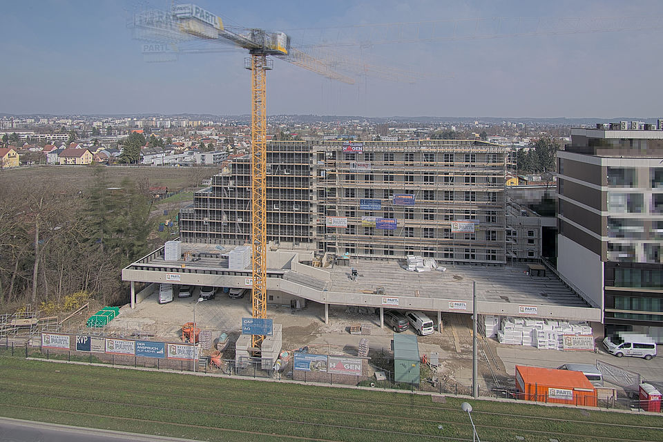 Livebild Baukamera 5 - Webcam 'Gesamtansicht Westseite Bauteil 09' - Baustelle Stadtteil Brauquartier, Graz-Puntigam (ca. 5 Minuteninterval)